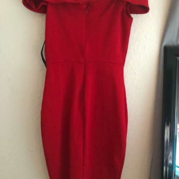 Red bodycon dress - Picture 5 of 6